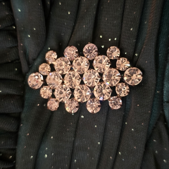 Full length Betsy & Adam juniors size 6 prom dress worn once. Like new condition - Picture 7 of 7